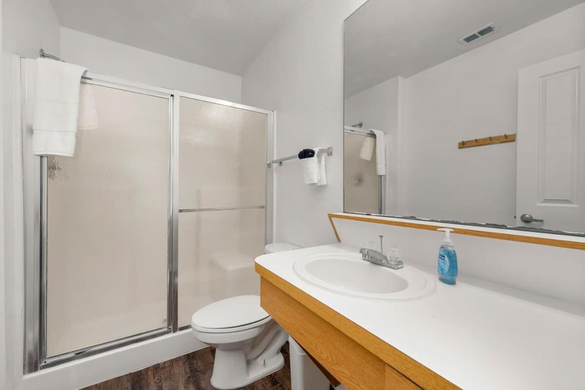 Budget Friendly Sleeps 8 Discounts Available タンパ エクステリア 写真