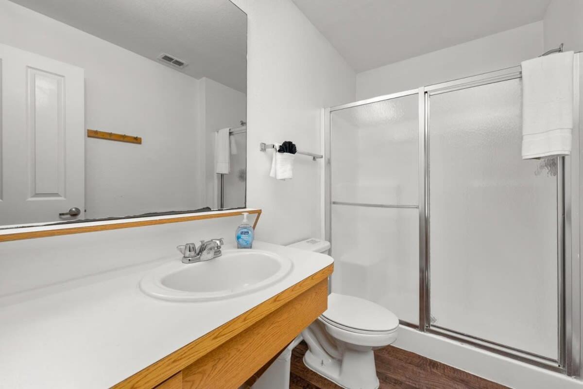Budget Friendly Sleeps 8 Discounts Available タンパ エクステリア 写真