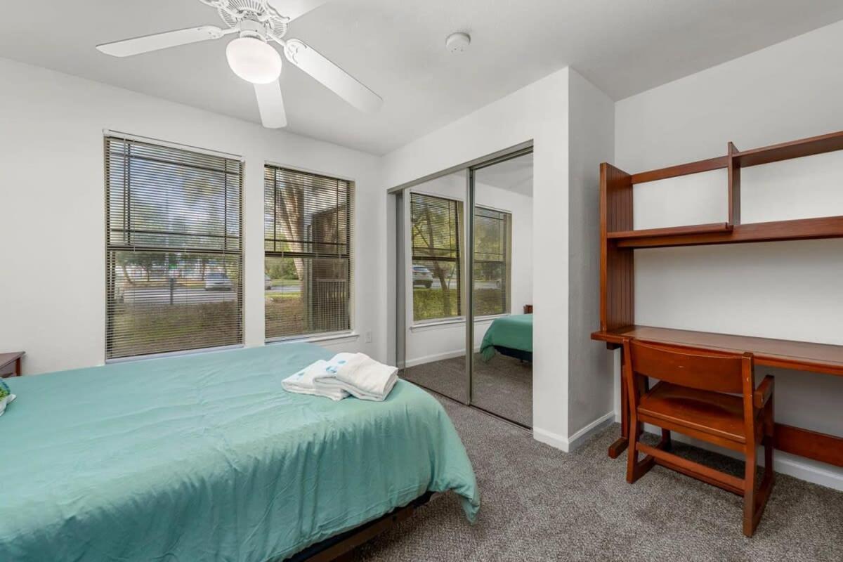 Budget Friendly Sleeps 8 Discounts Available タンパ エクステリア 写真