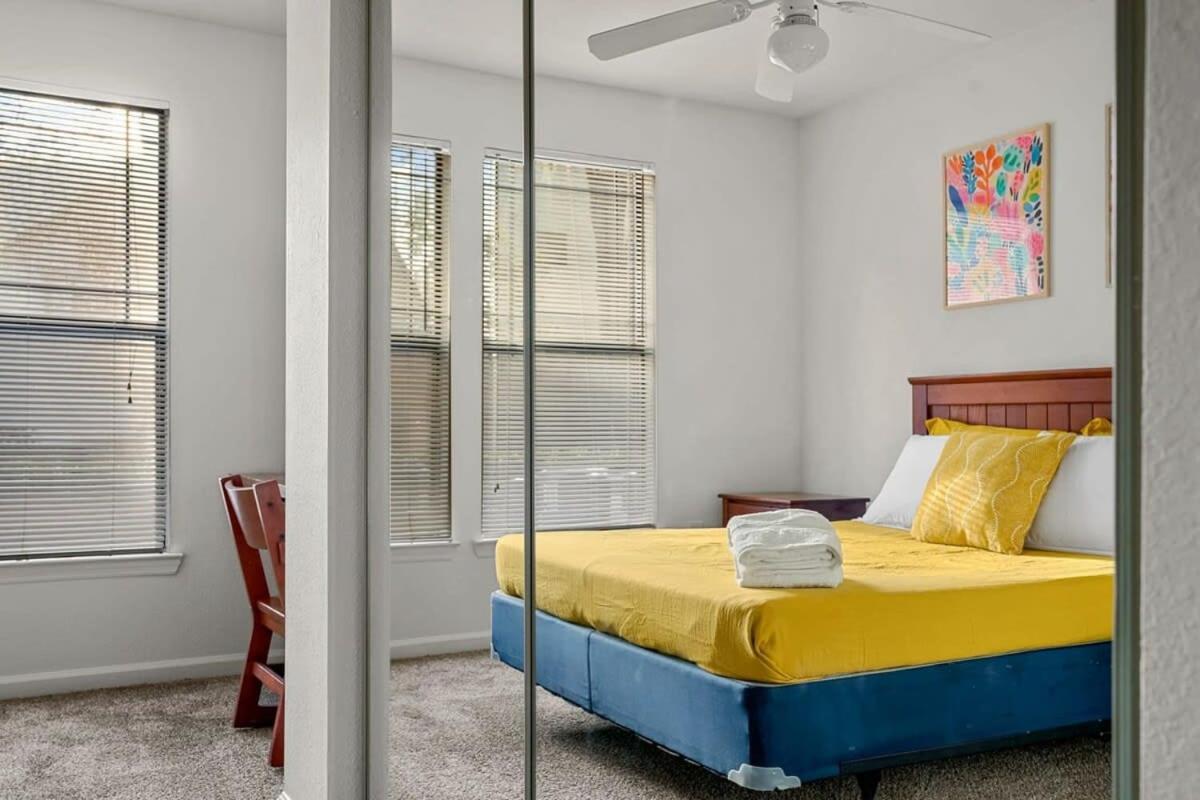 Budget Friendly Sleeps 8 Discounts Available タンパ エクステリア 写真